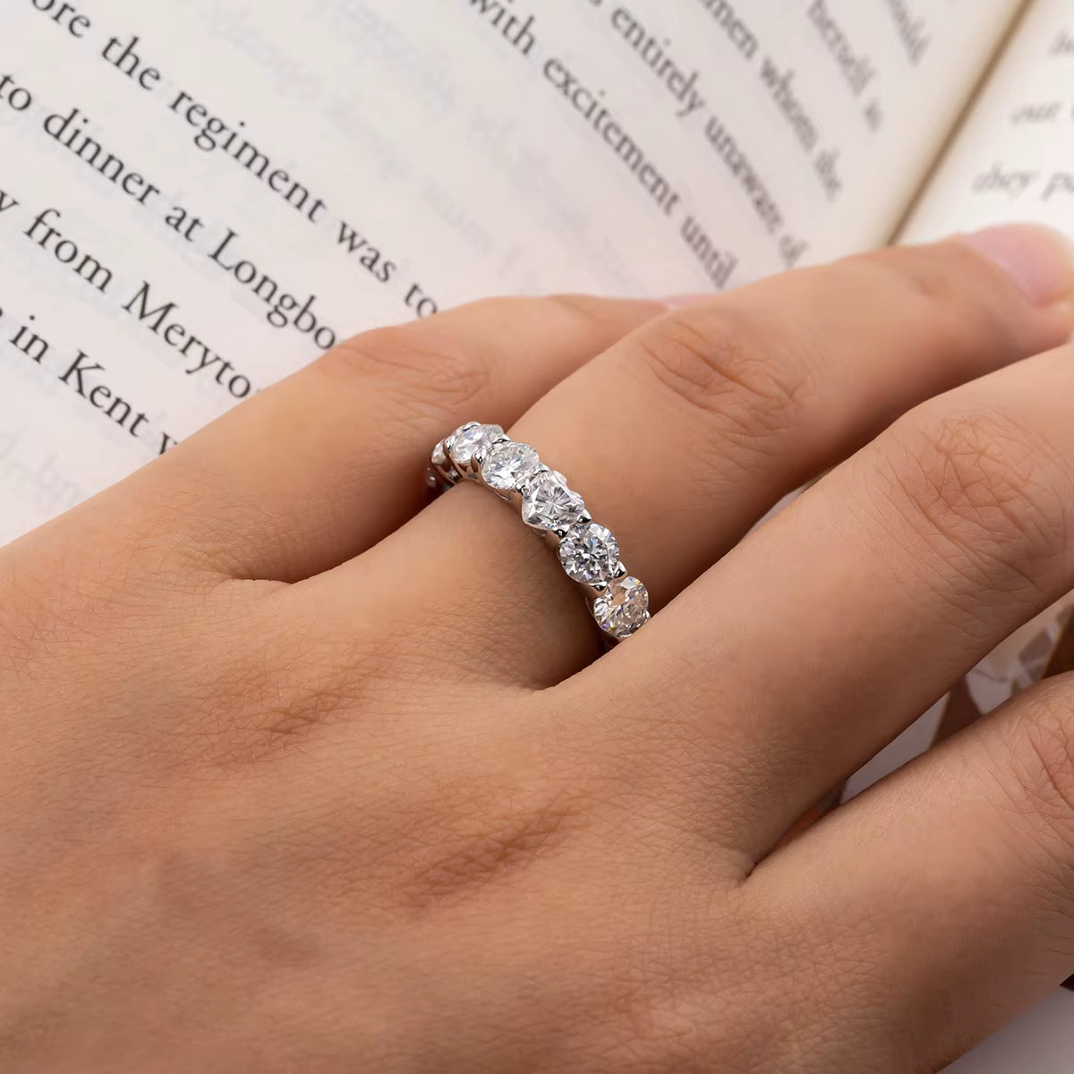 4Mm D Color Heart Moissanite Diamond Wedding Band Ring 18K Gold Plated 925 Sterling Silver Eternity Rings Wholesale