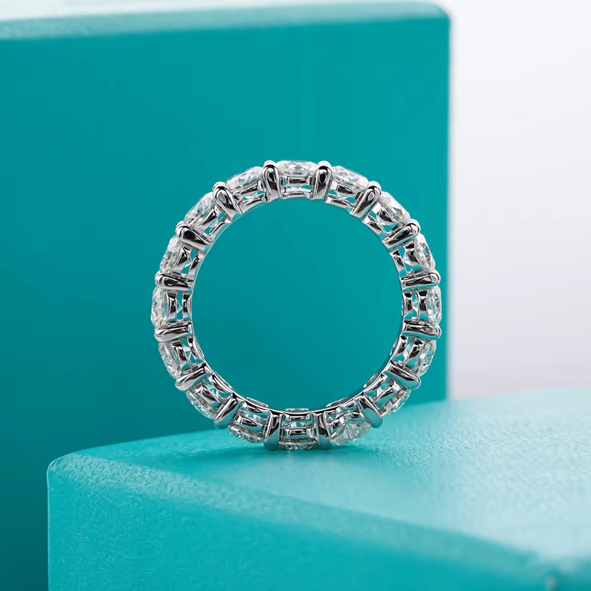 4Mm D Color Heart Moissanite Diamond Wedding Band Ring 18K Gold Plated 925 Sterling Silver Eternity Rings Wholesale
